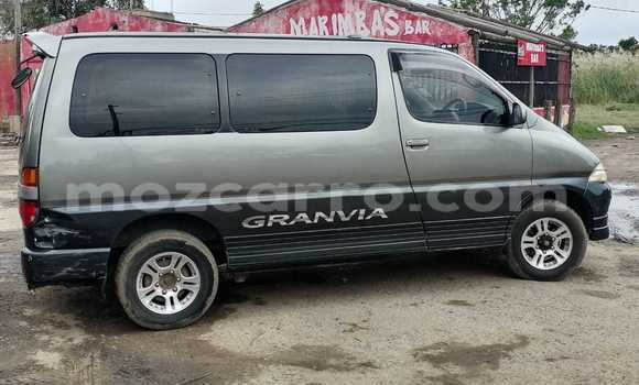 Comprar Usado Toyota Granvia De outros Carro em Maputo em Maputo Comprar Usado Toyota Granvia De outros Carro em Maputo em Maputo