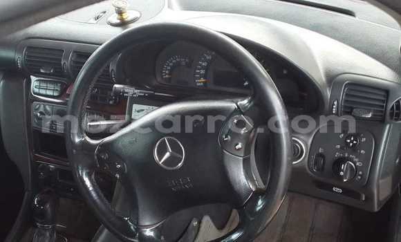 Comprar Usado Mercedes-Benz C-Classe Prata Carro em Maputo em Maputo Comprar Usado Mercedes-Benz C-Classe Prata Carro em Maputo em Maputo