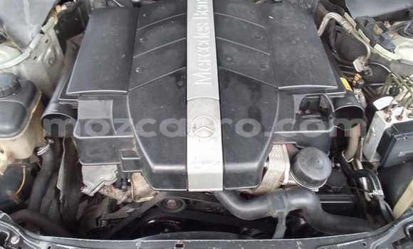 Comprar Usado Mercedes-Benz C-Classe Prata Carro em Maputo em Maputo Comprar Usado Mercedes-Benz C-Classe Prata Carro em Maputo em Maputo