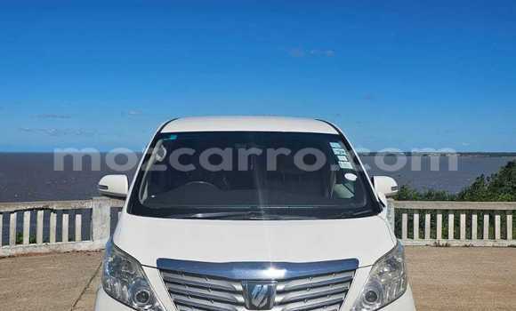 Comprar Usado Toyota Alphard Branco Carro em Maputo em Maputo