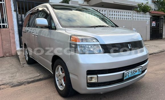 Nunua Ilio tumika Toyota Noah Fedha Gari ndani ya Maputo nchini Maputo Nunua Ilio tumika Toyota Noah Fedha Gari ndani ya Maputo nchini Maputo