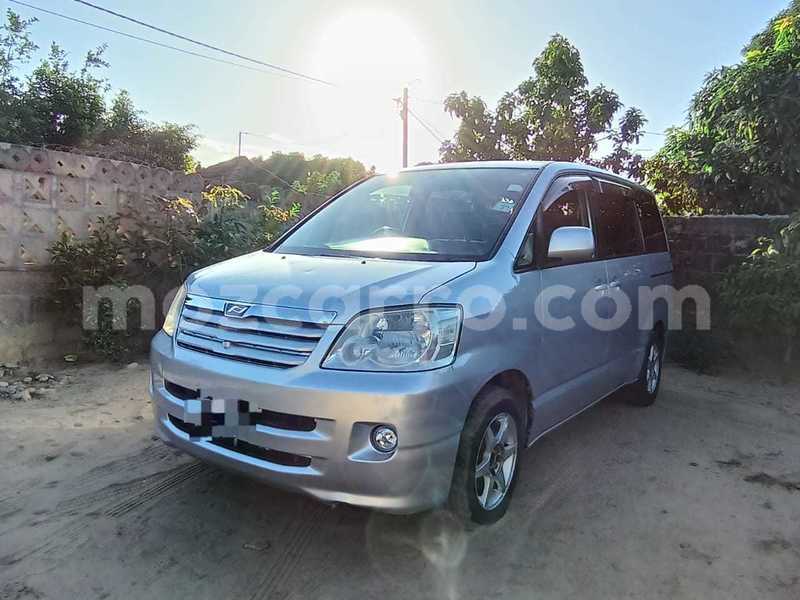 Big with watermark toyota noah maputo maputo 24173