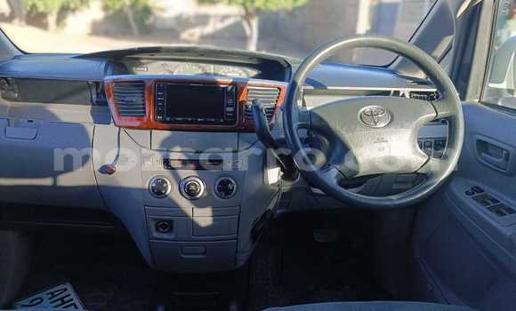 Buy Used Toyota Noah Silver Car in Maputo in Maputo Buy Used Toyota Noah Silver Car in Maputo in Maputo