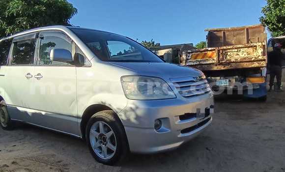 Buy Used Toyota Noah Silver Car in Maputo in Maputo Buy Used Toyota Noah Silver Car in Maputo in Maputo