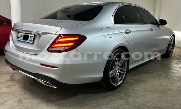 Comprar Novo Mercedes-Benz E200 Prata Carro em Maputo em Maputo Comprar Novo Mercedes-Benz E200 Prata Carro em Maputo em Maputo