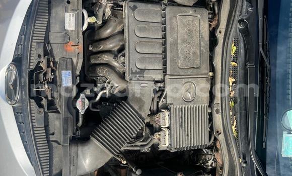 Nunua Ilio tumika Mazda Verisa Fedha Gari ndani ya Maputo nchini Maputo Nunua Ilio tumika Mazda Verisa Fedha Gari ndani ya Maputo nchini Maputo