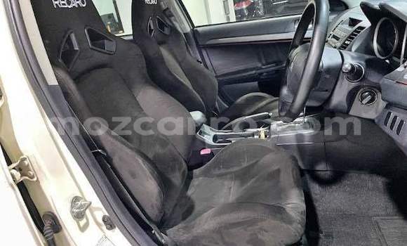 Tenga Tsaru Mitsubishi Lancer Zvimwe Mota in Maputo in Maputo Tenga Tsaru Mitsubishi Lancer Zvimwe Mota in Maputo in Maputo