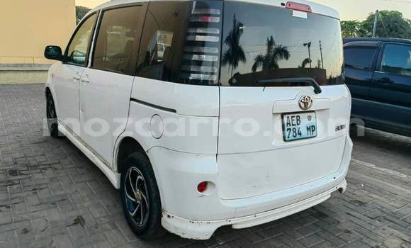 Buy Used Toyota Sienta White Car in Maputo in Maputo Buy Used Toyota Sienta White Car in Maputo in Maputo