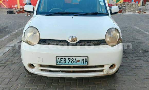 Buy Used Toyota Sienta White Car in Maputo in Maputo Buy Used Toyota Sienta White Car in Maputo in Maputo