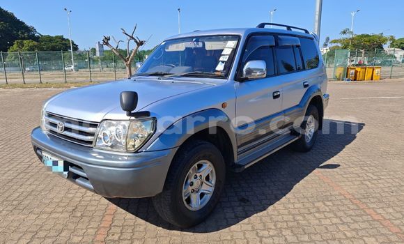 Tenga Tsaru Toyota Land Cruiser Prado Sirivha Mota in Maputo in Maputo Tenga Tsaru Toyota Land Cruiser Prado Sirivha Mota in Maputo in Maputo
