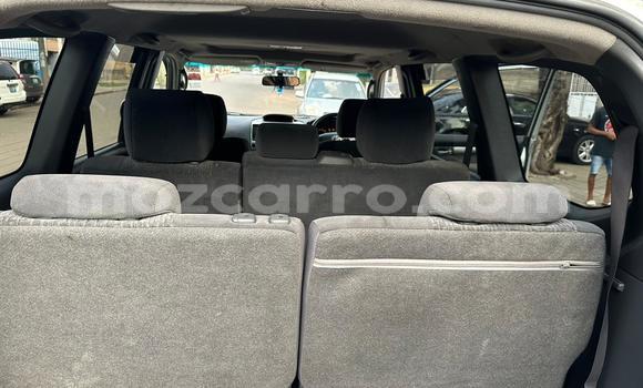 Nunua Ilio tumika Toyota Land Cruiser Prado Fedha Gari ndani ya Maputo nchini Maputo Nunua Ilio tumika Toyota Land Cruiser Prado Fedha Gari ndani ya Maputo nchini Maputo