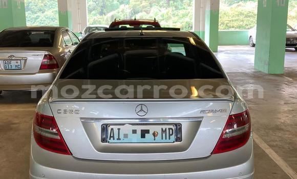 Nunua Ilio tumika Mercedes-Benz C-Classe Fedha Gari ndani ya Maputo nchini Maputo Nunua Ilio tumika Mercedes-Benz C-Classe Fedha Gari ndani ya Maputo nchini Maputo