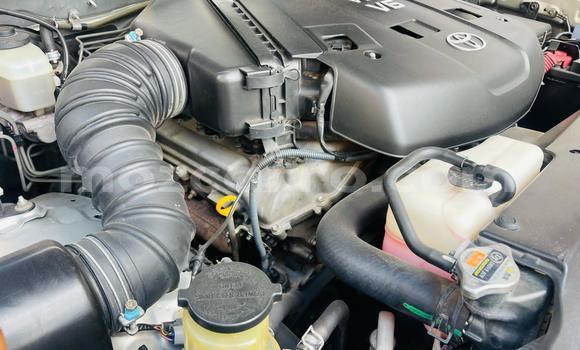 Comprar Usado Toyota Land Cruiser Prado Prata Carro em Maputo em Maputo Comprar Usado Toyota Land Cruiser Prado Prata Carro em Maputo em Maputo