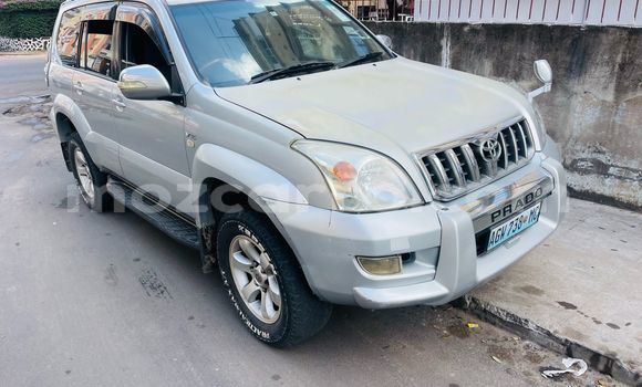 Comprar Usado Toyota Land Cruiser Prado Prata Carro em Maputo em Maputo Comprar Usado Toyota Land Cruiser Prado Prata Carro em Maputo em Maputo