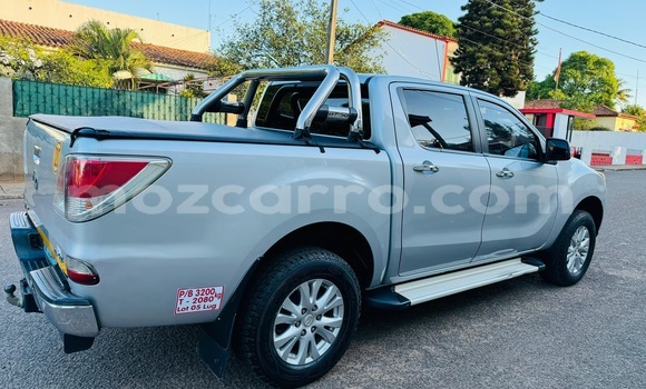 Comprar Usado Mazda BT-50 De outros Carro em Maputo em Maputo Comprar Usado Mazda BT-50 De outros Carro em Maputo em Maputo