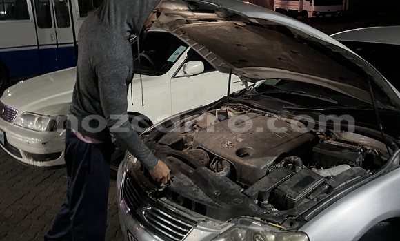 Comprar Usado Toyota Hilux Branco Carro em Maputo em Maputo Comprar Usado Toyota Hilux Branco Carro em Maputo em Maputo