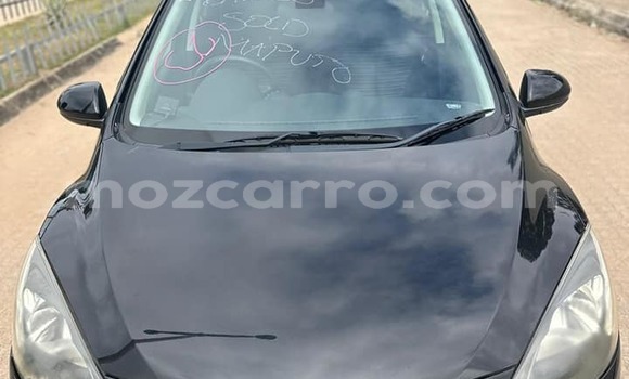 Tenga Tsaru Mazda Demio Nhema Mota in Angoche in Nampula