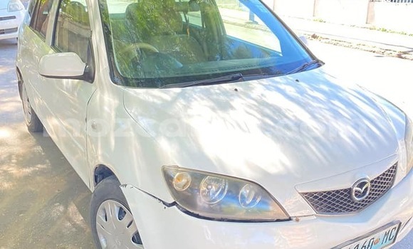 Buy Used Mazda Demio White Car in Búzi in Sofala Buy Used Mazda Demio White Car in Búzi in Sofala