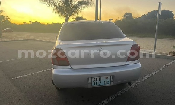 Comprar Usado Toyota Platz De outros Carro em Búzi em Sofala Comprar Usado Toyota Platz De outros Carro em Búzi em Sofala