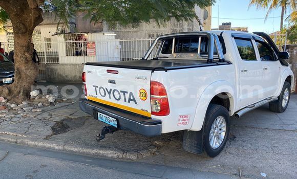 Tenga Tsaru Toyota Hilux Chena Mota in Maputo in Maputo Tenga Tsaru Toyota Hilux Chena Mota in Maputo in Maputo