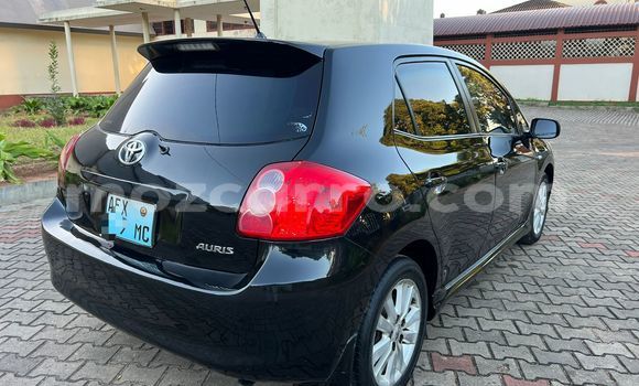 Nunua Ilio tumika Toyota Auris Nyeusi Gari ndani ya Maputo nchini Maputo Nunua Ilio tumika Toyota Auris Nyeusi Gari ndani ya Maputo nchini Maputo