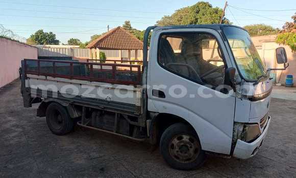 Buy Used Hino 300 Series Other Truck in Maputo in Maputo Buy Used Hino 300 Series Other Truck in Maputo in Maputo
