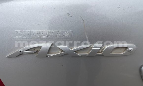 Comprar Usado Toyota Axio Prata Carro em Maputo em Maputo Comprar Usado Toyota Axio Prata Carro em Maputo em Maputo