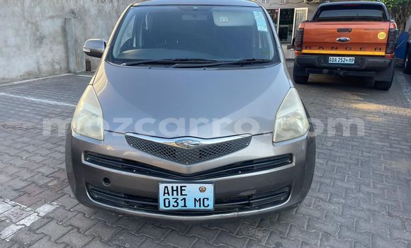 Comprar Usado Toyota Ractis Prata Carro em Maputo em Maputo