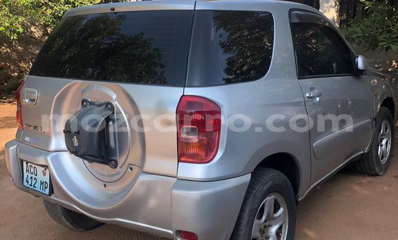 Nunua Ilio tumika Toyota RAV4 Fedha Gari ndani ya Maputo nchini Maputo Nunua Ilio tumika Toyota RAV4 Fedha Gari ndani ya Maputo nchini Maputo
