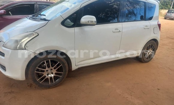 Comprar Usado Toyota Ractis De outros Carro em Angoche em Nampula Comprar Usado Toyota Ractis De outros Carro em Angoche em Nampula