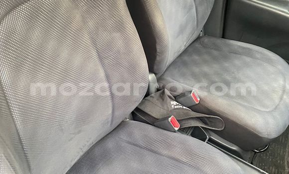 Comprar Usado Toyota Ractis Prata Carro em Maputo em Maputo Comprar Usado Toyota Ractis Prata Carro em Maputo em Maputo