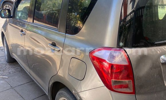Comprar Usado Toyota Ractis Prata Carro em Maputo em Maputo Comprar Usado Toyota Ractis Prata Carro em Maputo em Maputo