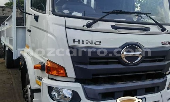 Buy Used Hino 300 Series White Truck in Beira in Sofala Buy Used Hino 300 Series White Truck in Beira in Sofala