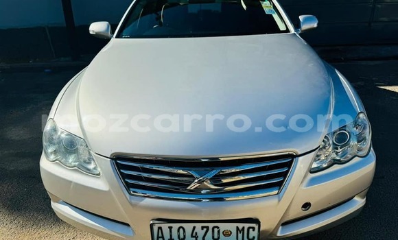 Tenga Tsaru Toyota Mark X Zvimwe Mota in Beautiful vista in Maputo