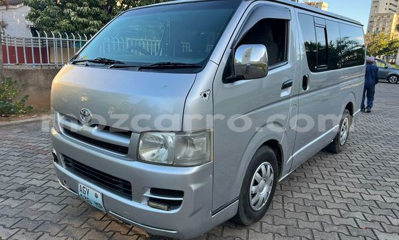 Comprar Usado Toyota Hiace Prata Carro em Maputo em Maputo Comprar Usado Toyota Hiace Prata Carro em Maputo em Maputo