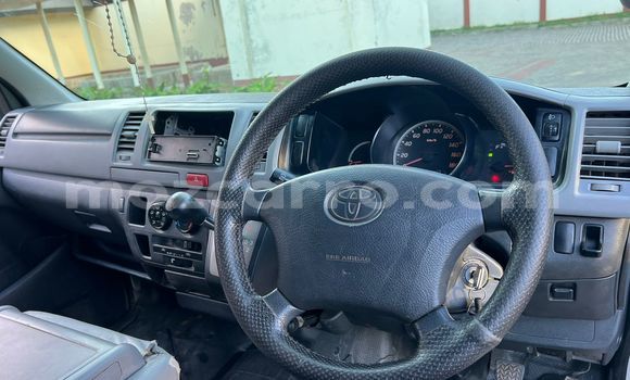 Comprar Usado Toyota Hiace Prata Carro em Maputo em Maputo Comprar Usado Toyota Hiace Prata Carro em Maputo em Maputo