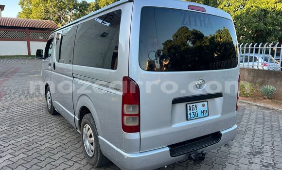 Comprar Usado Toyota Hiace Prata Carro em Maputo em Maputo Comprar Usado Toyota Hiace Prata Carro em Maputo em Maputo
