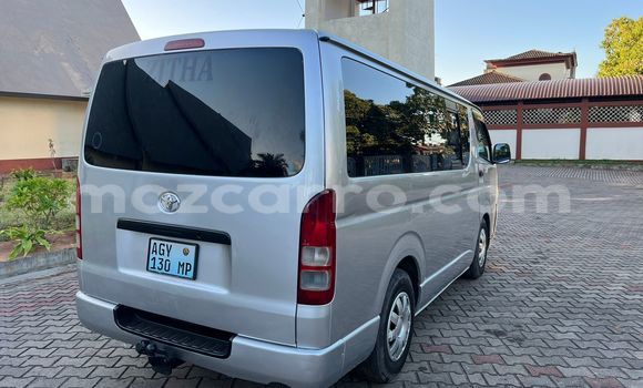 Comprar Usado Toyota Hiace Prata Carro em Maputo em Maputo Comprar Usado Toyota Hiace Prata Carro em Maputo em Maputo