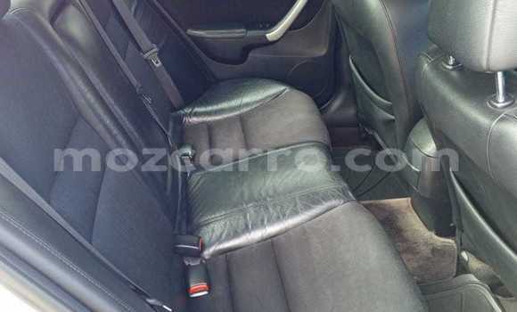 Comprar Usado Honda Accord Branco Carro em Maputo em Maputo Comprar Usado Honda Accord Branco Carro em Maputo em Maputo