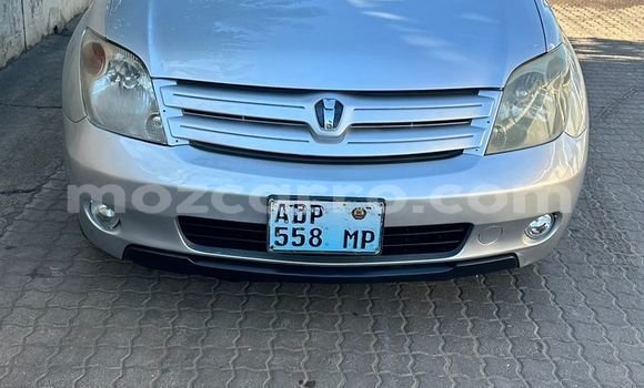 Comprar Usado Toyota IST Prata Carro em Maputo em Maputo