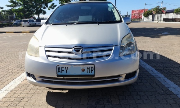 Nunua Ilio tumika Toyota Spacio Fedha Gari ndani ya Maputo nchini Maputo