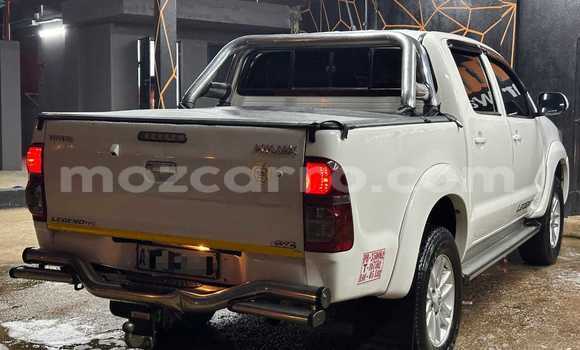 Buy Used Toyota Hilux White Car in Maputo in Maputo Buy Used Toyota Hilux White Car in Maputo in Maputo