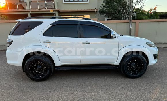 Buy Used Toyota Fortuner White Car in Maputo in Maputo Buy Used Toyota Fortuner White Car in Maputo in Maputo