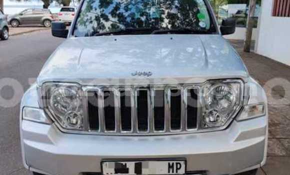Tenga Tsaru Jeep Cherokee Zvimwe Mota in Maputo in Maputo Tenga Tsaru Jeep Cherokee Zvimwe Mota in Maputo in Maputo