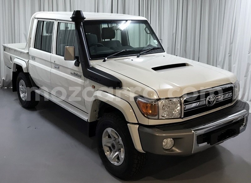 Big with watermark toyota land cruiser nampula angoche 24363