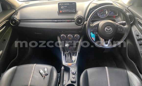Comprar Usado Mazda Demio De outros Carro em Moçambique em Nampula Comprar Usado Mazda Demio De outros Carro em Moçambique em Nampula