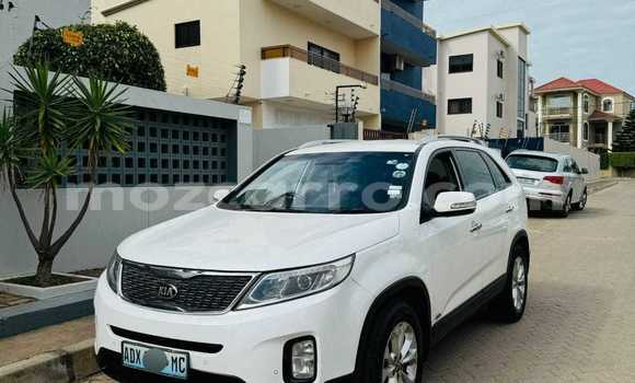 Comprar Usado Kia Sorento Branco Carro em Maputo em Maputo Comprar Usado Kia Sorento Branco Carro em Maputo em Maputo
