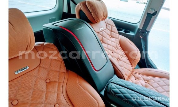 Tenga Imported Toyota Land Cruiser Nhema Mota in Import - Dubai in Cabo Delgado Tenga Imported Toyota Land Cruiser Nhema Mota in Import - Dubai in Cabo Delgado