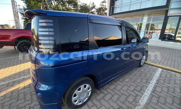Buy Used Toyota Sienta Blue Car in Maputo in Maputo Buy Used Toyota Sienta Blue Car in Maputo in Maputo