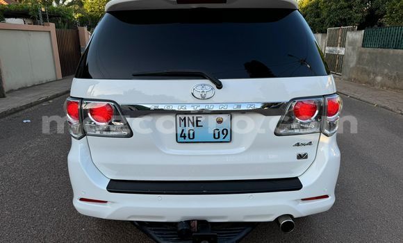 Comprar Usado Toyota Fortuner Branco Carro em Maputo em Maputo Comprar Usado Toyota Fortuner Branco Carro em Maputo em Maputo